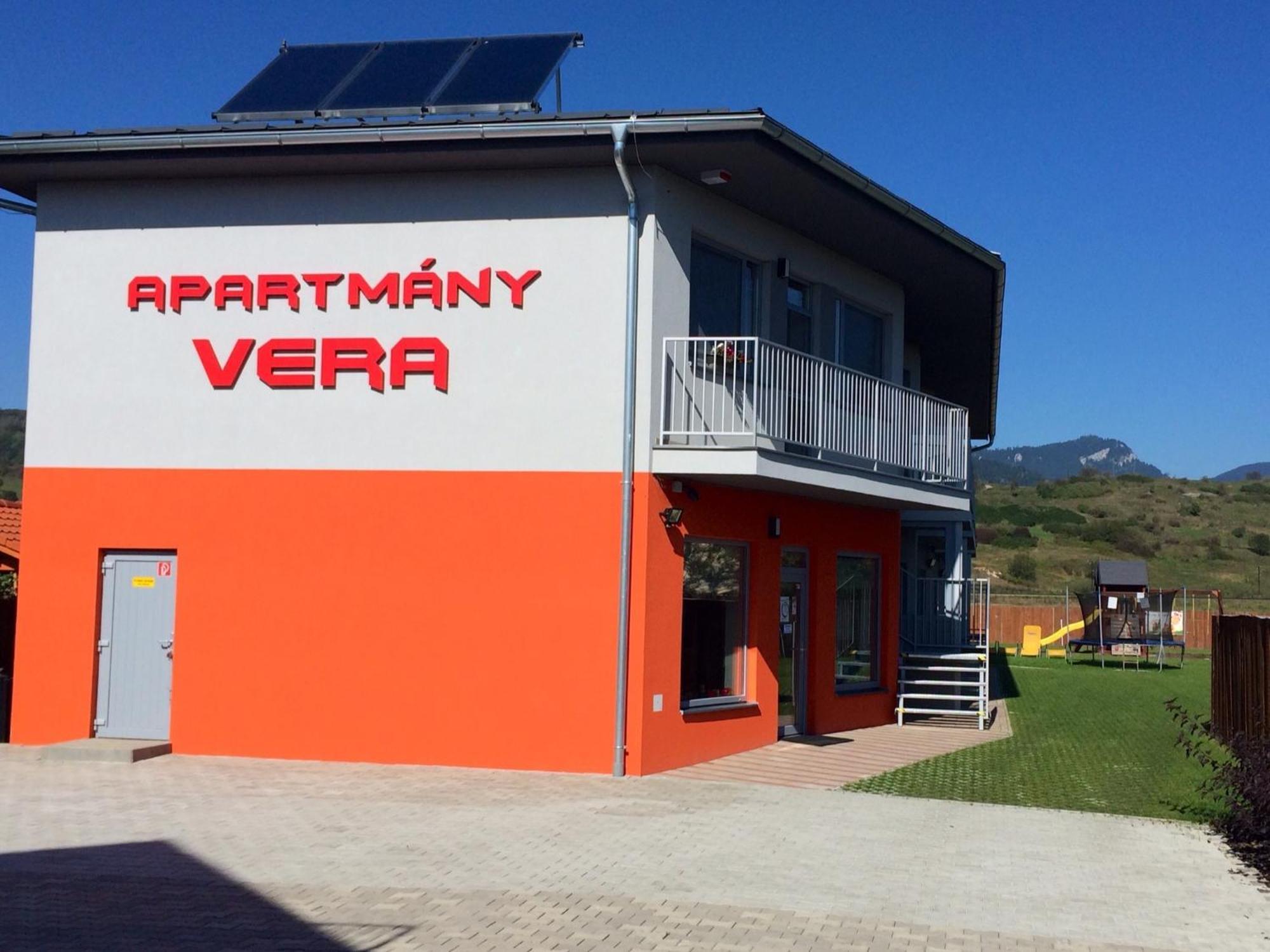 Apartmany Vera Bešeňová Exteriör bild