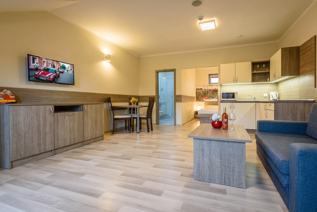 Apartmany Vera Bešeňová Exteriör bild
